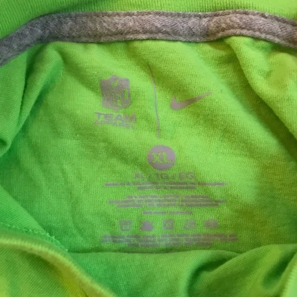 Nike Seattle Seahawks Green T-Shirt NFL Licensed - XL - Picture 6 of 7